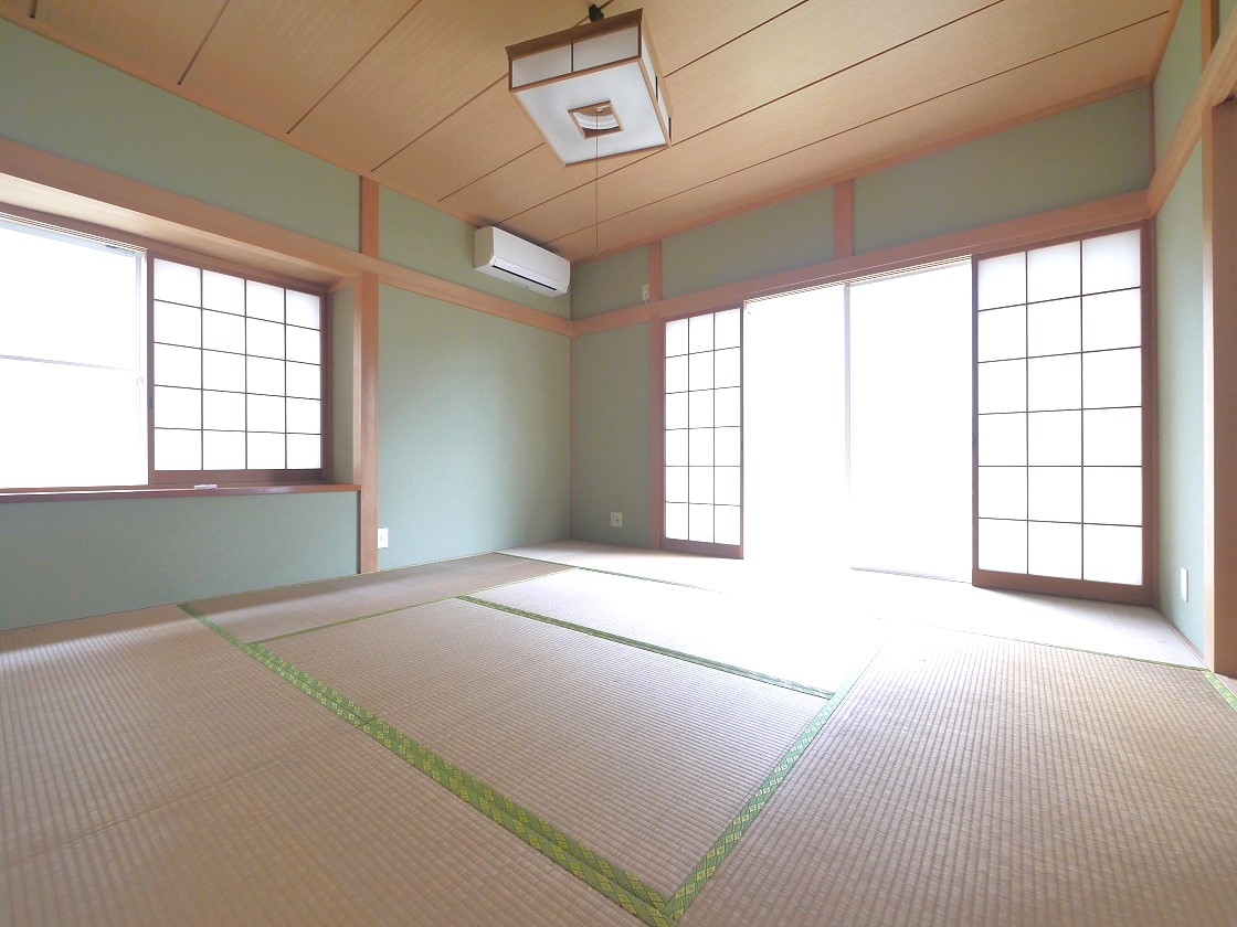 ゆとりある8帖の和室です