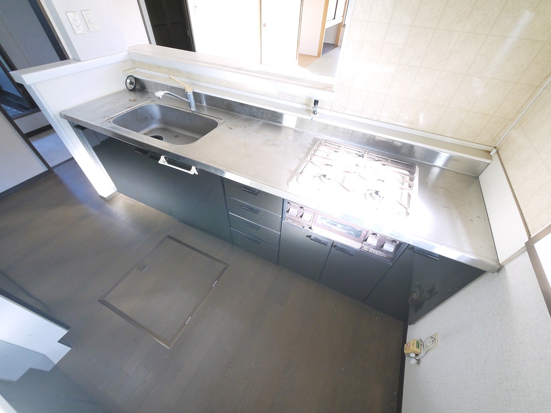 お料理好きのママにはうれしいゆったりとしたキッチンです