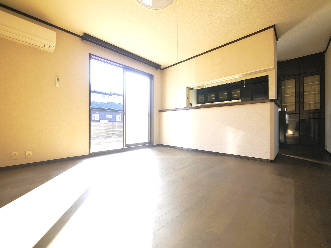 ご家族みんながゆったりくつろげるリビングです