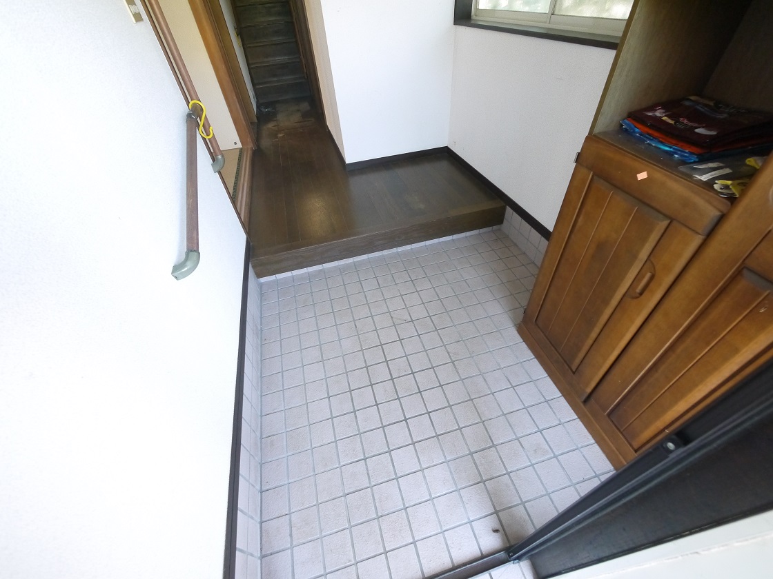 散らかりがちな玄関もスッキリの玄関収納付です