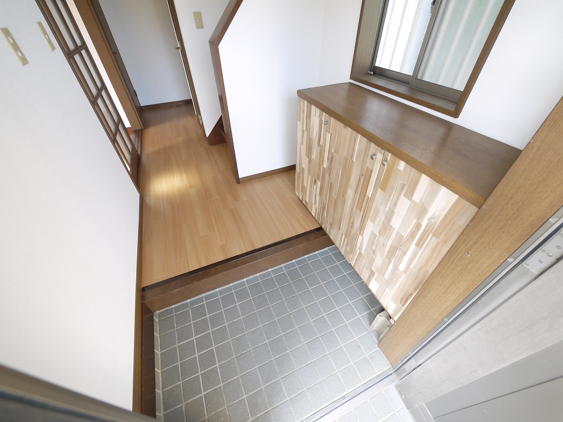 散らかりがちな玄関もスッキリの玄関収納付です