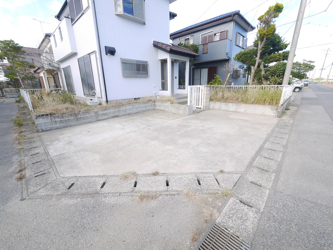 セカンドカーにも便利な駐車2台可