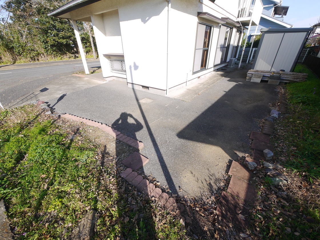 カースペースです