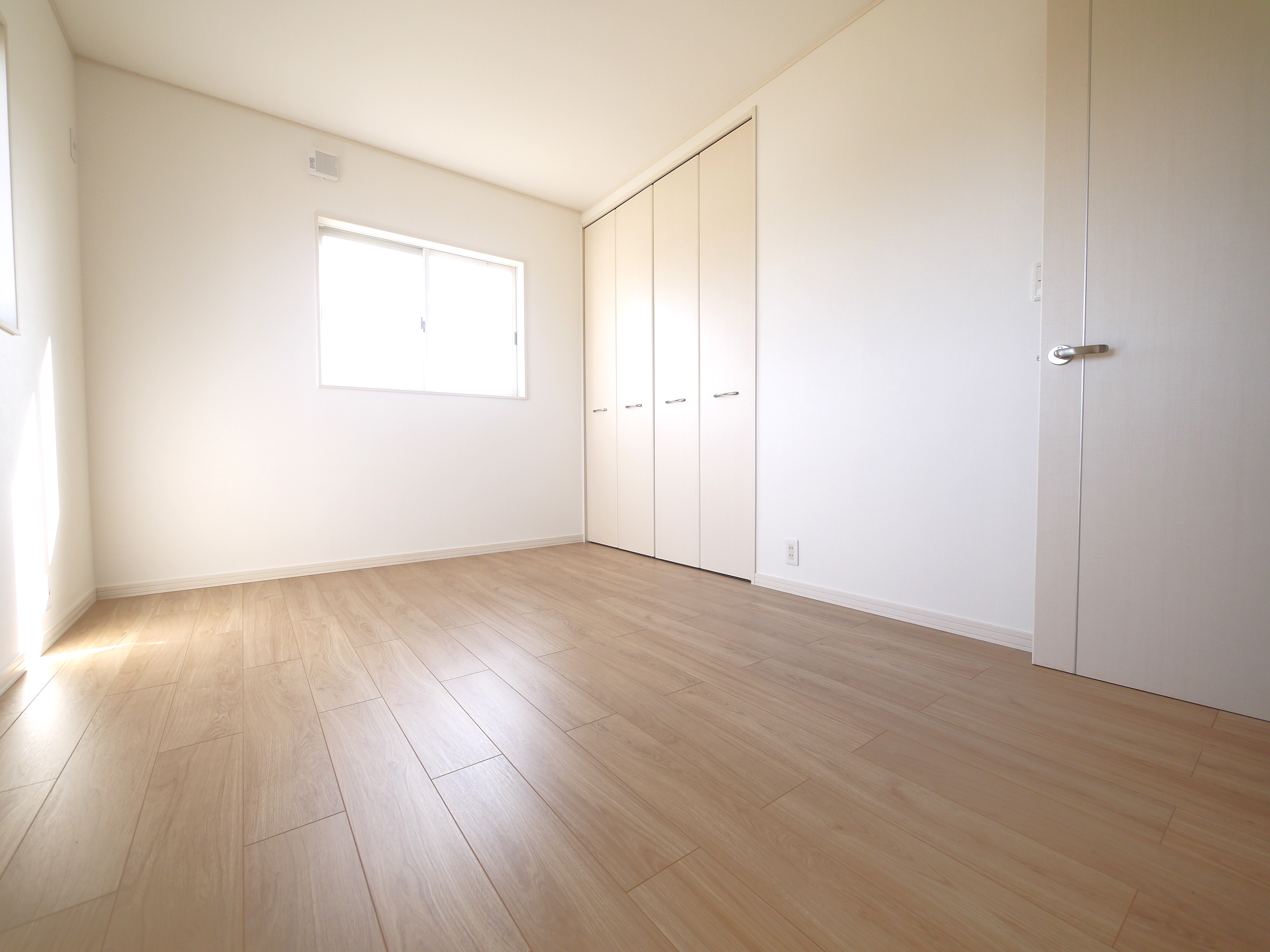 2F洋室6.5帖です