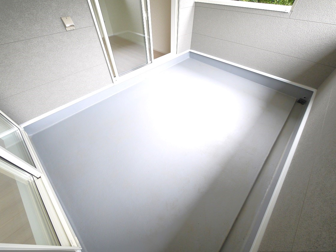 広々ルーフバルコニーで夕涼みもできます