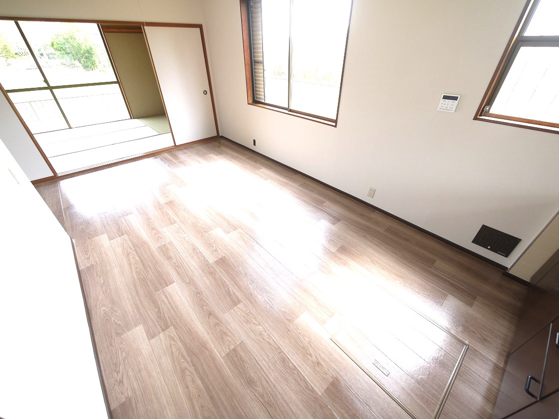 和室と続き間の開放感溢れる設計です