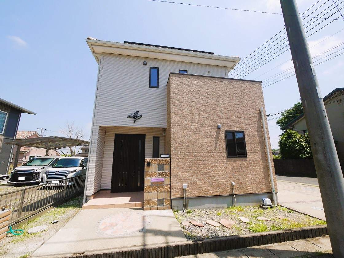 やさしさに包まれ、家族の時間を優雅に彩る住まい
