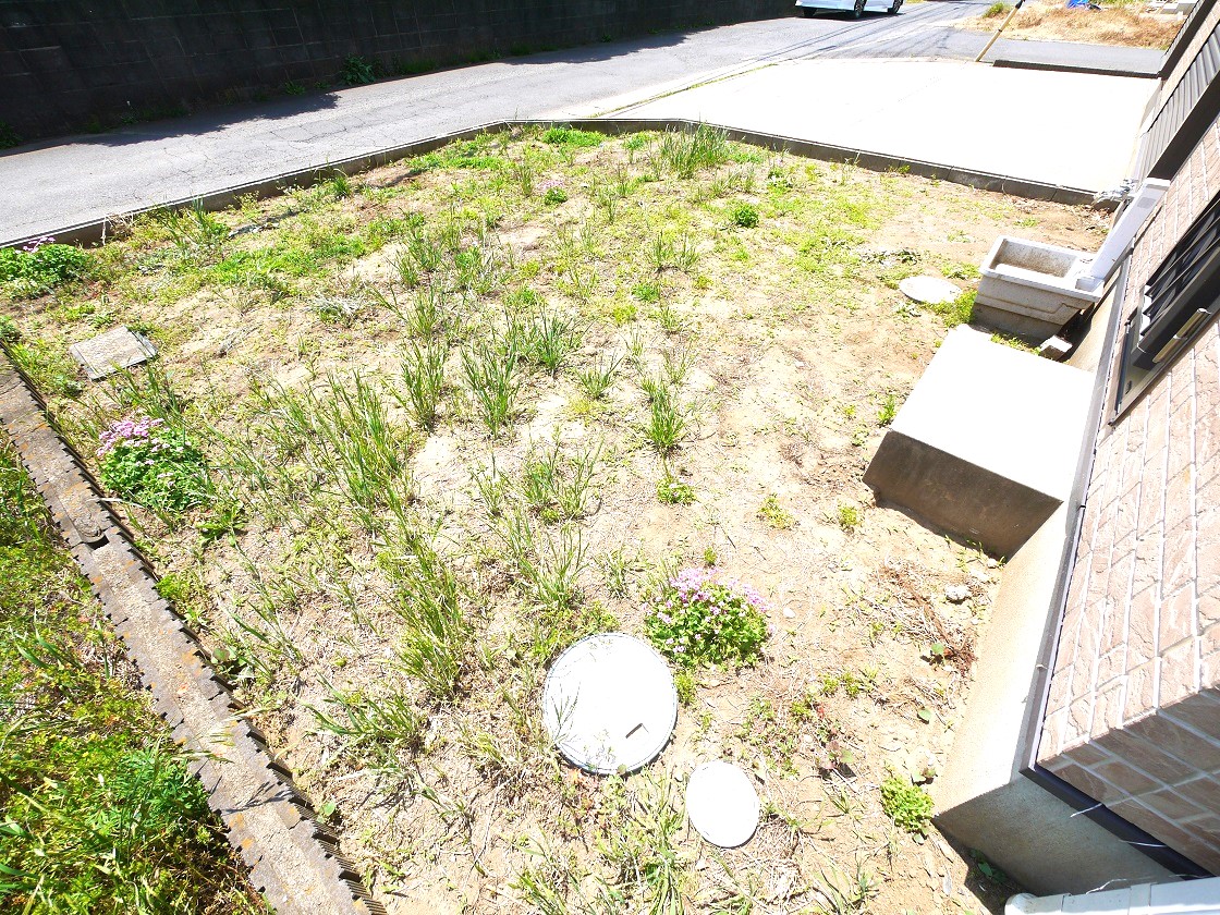 ご家族の思い出を育む、用途多彩なお庭です