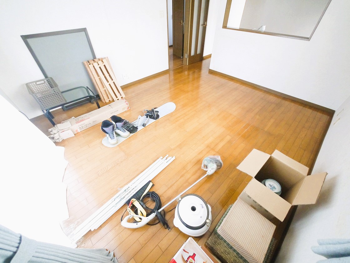 明るい陽差しが降り注ぐリビング ゆとりあふれる室内空間が心地よい暮らしを実現