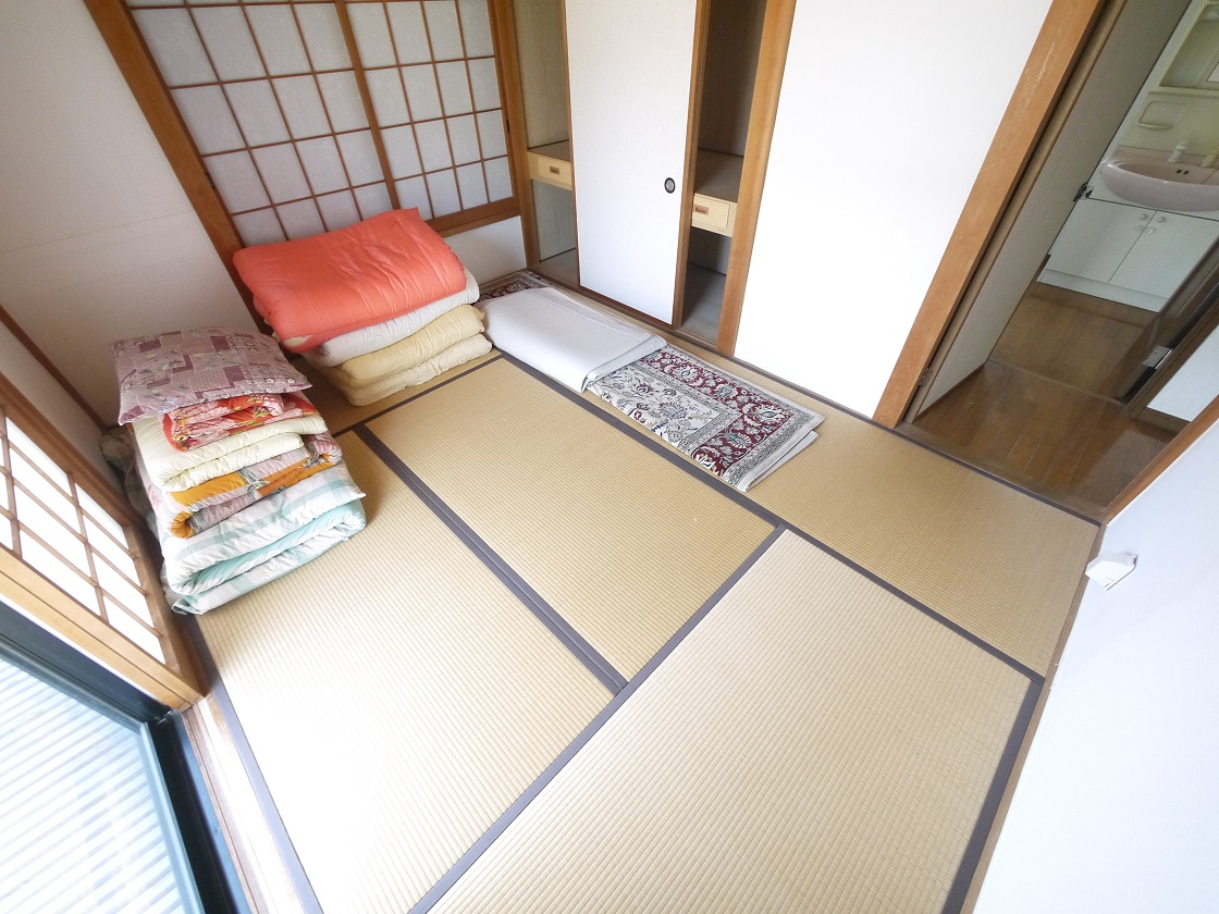 採光の良い和室はのんびりと寛げる空間 1F和室6帖