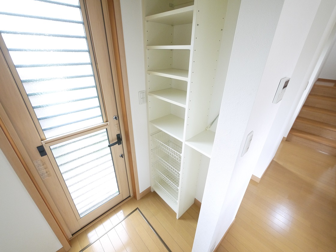 タオルなどが収納できます