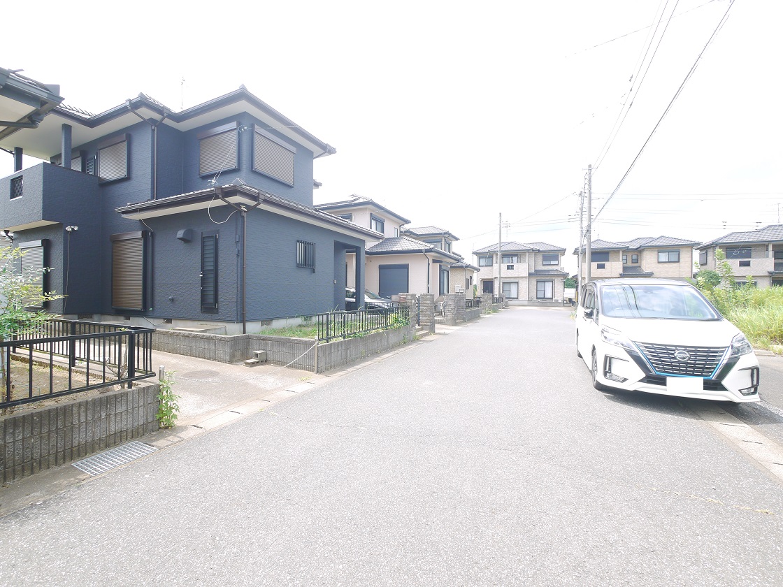 前面道路です