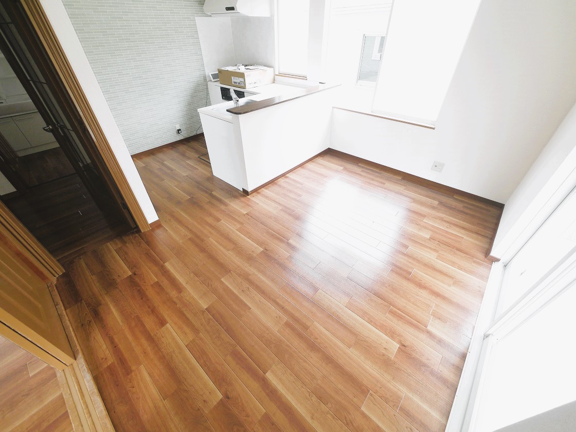 明るい陽差しが降り注ぐダイニング ゆとりあふれる室内空間が心地よい暮らしを実現
