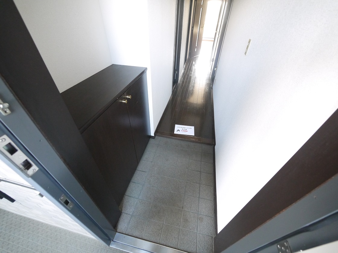 いつも気持ち良くご家族を迎えられる玄関収納付です