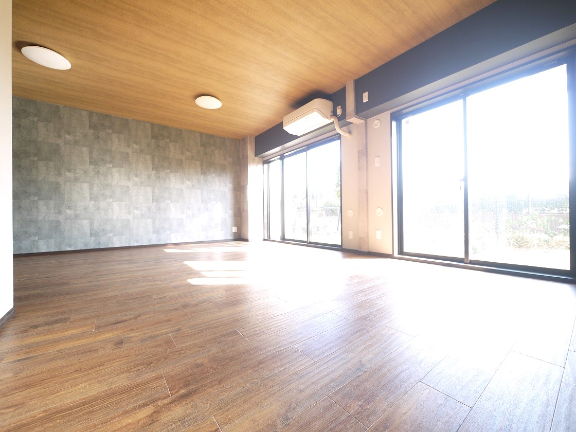 家族団らんの時間も増えそうなくつろぎのLDKです